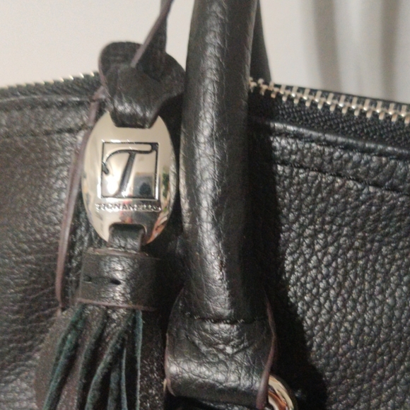 Handbag - Picture 2 of 6